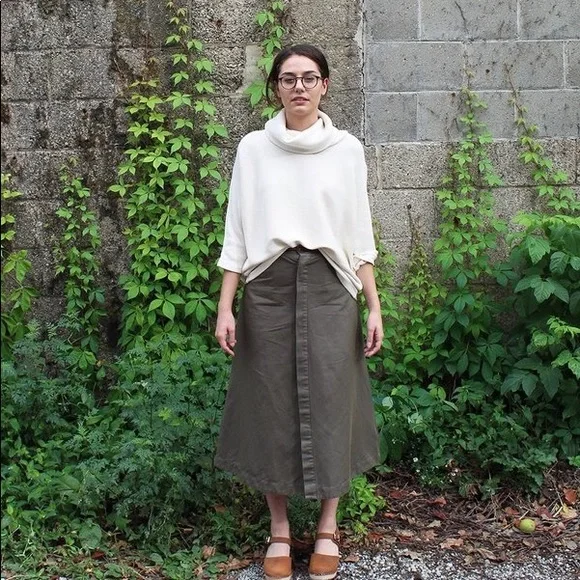 Esby Olive Midi Skirt - Picture 2 of 4